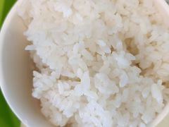 米饭-老乡鸡(南京龙池地铁站蓝郡店)