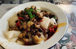 Beef and Mushroom Noodles