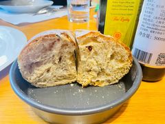 餐前面包-君悦酒店·意合园·意式风味