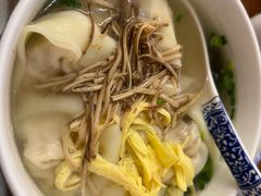 -笑来喜馄饨小笼工坊店(湖滨街店)