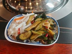 -田家大院东北农家菜铁锅炖(西安总店)