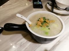 芥菜咸骨粥-岭南真味·匠心粤菜(K11店)