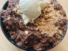 牛奶巧克力双拼奶冰-MOMO冰品·生巧汤圆(红桥店)