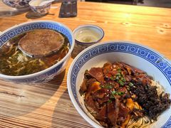 -沪西老弄堂面馆(定西路店)