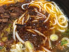-花溪巷牛肉粉(泉城路店)