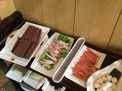 -佬土鹅肠火锅(解放路店)