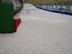 -乔波室内滑雪场