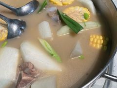 -肥仔文澳门猪骨煲(南京西路店)