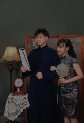 -城南旧影 旗袍全家福摄影写真体验馆