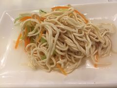 -天下三绝 牛肉面/红酒