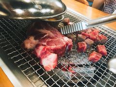 -肉甲韩国木炭烤肉(新壹街1店)