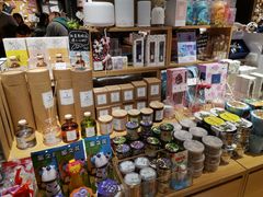 -九木杂物社(新奥购物中心店)