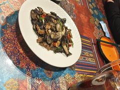 -乡村馕坑肉·烧烤·新疆菜·本地人更爱吃(阿勒泰首店)