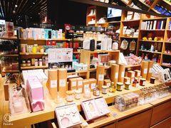 -九木杂物社(恒隆广场店)
