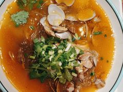 -何记花甲(海岸城旗舰店)