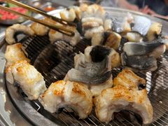 -围炉肉舍丹东海鲜烤肉·烤活鳗(步行街店)