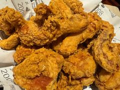 -BHC炸鸡(明洞总店)