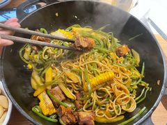 精选肋排焖面-金豆角砂锅焖面(安贞店)