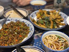 -蜗牛小馆醉乡民谣云南菜(惠新西里店)