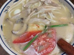 -雀舞云南菜(天津天河城购物中心店)