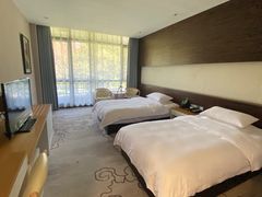 -上海怡沁园度假酒店