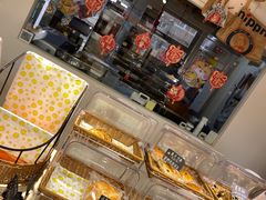 自助取餐区-风车面包