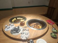 -咱屯子铁锅炖直营店(保利店)