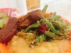 -咱家王新国把子肉(县东巷店)