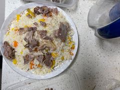 -那拉提肉筋抓饭