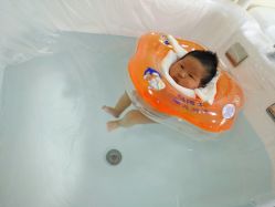 -子木乐园婴儿游泳馆(水晶港店)