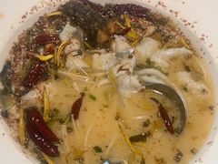 -渔语鱼酸菜鱼新川菜(来福士店)