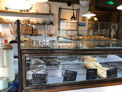 面包甜点陈列柜-仙峰天然面包(迎宾路店)