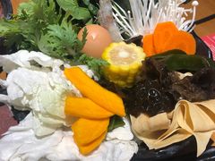 -呷哺呷哺 黄金牧场 (盛世天骄店)