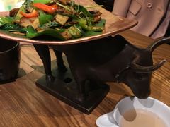 -云海肴·汽锅鸡·云南代表菜(天山百盛优客店)