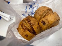 -李与白包子铺(桐梓林店)