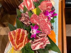 -明洞阿姨·韩式酱蟹烤肉·创意料理(三元桥店)