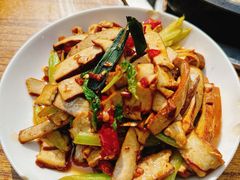 芹菜炒豆腐干-海关荤豆花(洋河一路店)