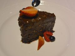 -Mogul Eatery·大亨餐酒馆