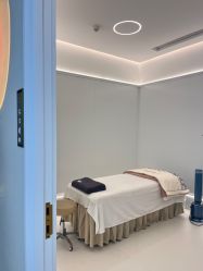 -苑苑vbeauty科技美容SPA