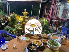 -深圳市大鹏新区华记山海农庄餐厅