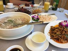 -山明水秀大饭店