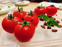 番茄脆菇沙拉-小大董·烤鸭(王府井apm店)
