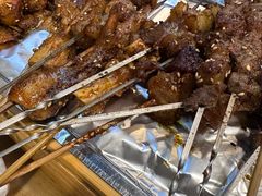 -烤满分·东北烧烤(首经贸店)