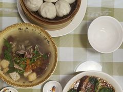 -苓记南京鸭血粉丝.皮肚面(县东巷店)