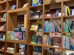 -百新书局(尚悦湾店)