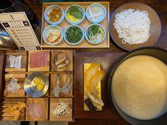 金米·来吃一碗好米线-银米·云南传统过桥米线(双廊黑金冠店)