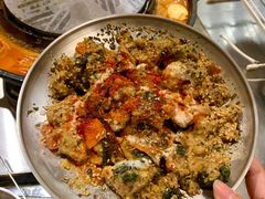 香烤九层塔鸡腿肉-小肚皮饮食店