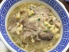 -崇德楼水盆牛羊肉泡馍馆(文艺路店)