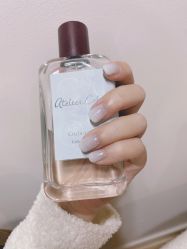 -花岐款式专研健康美甲沙龙