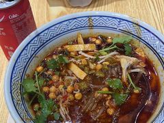 -魔都三兄弟酸辣粉·蘸卤炸串(虹桥万科店)